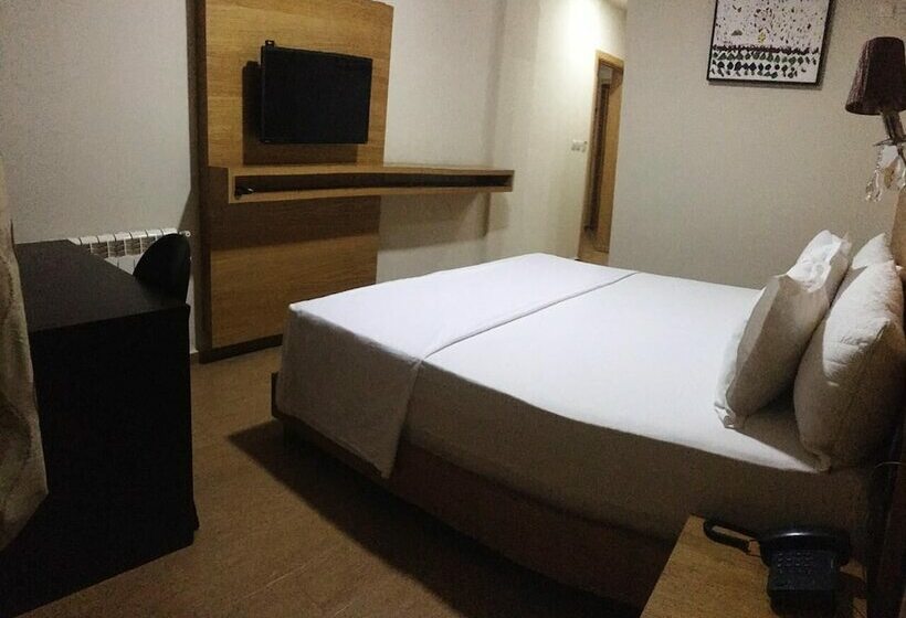 Chambre Standard, Vallee Ziz