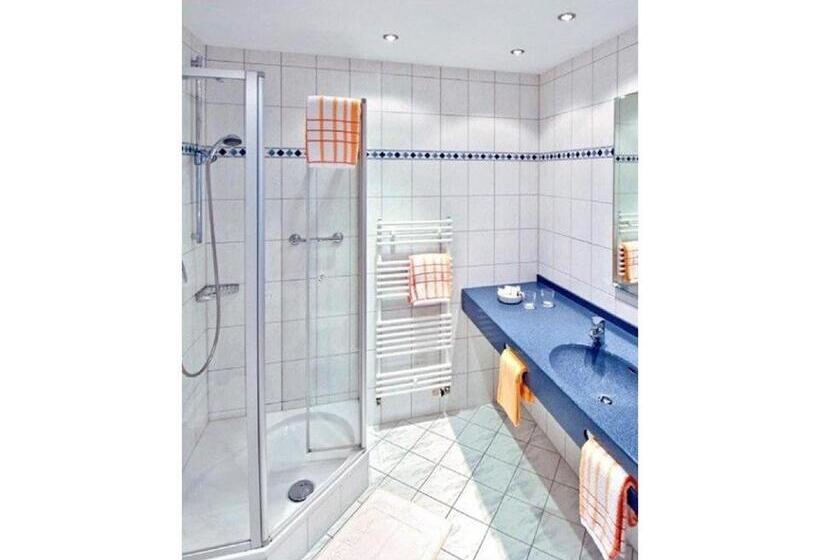 חדר דלוקס, Walkenstein