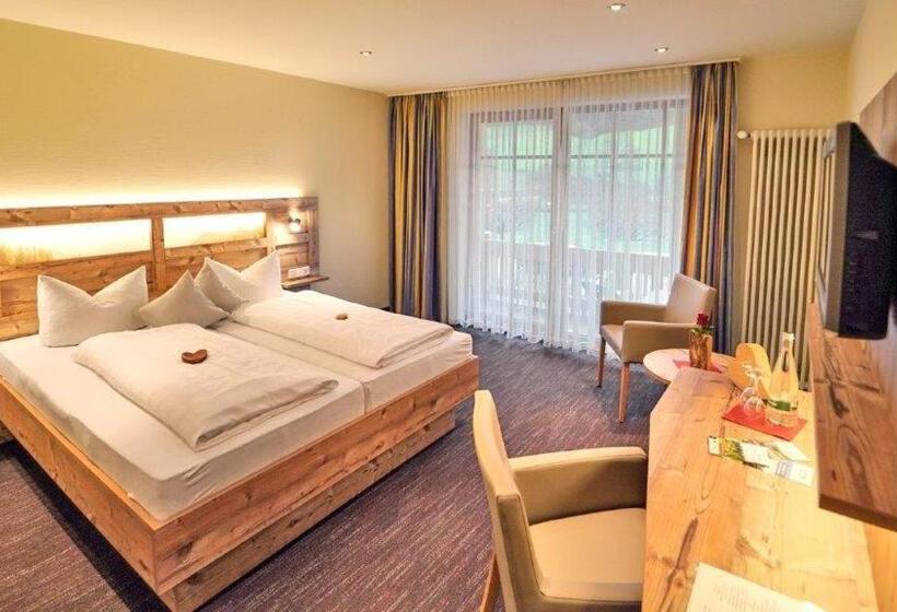 חדר סופריור, Walkenstein