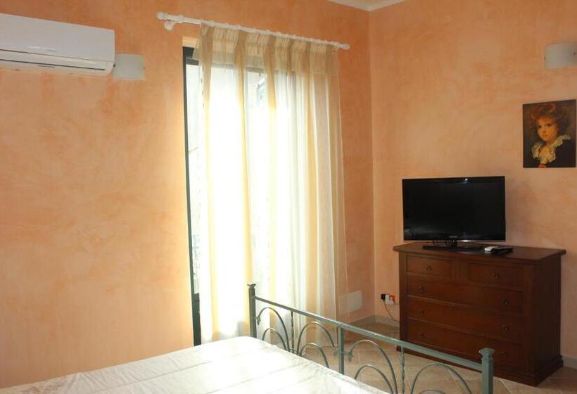 스탠다드 룸, Agorà Akrai B&b