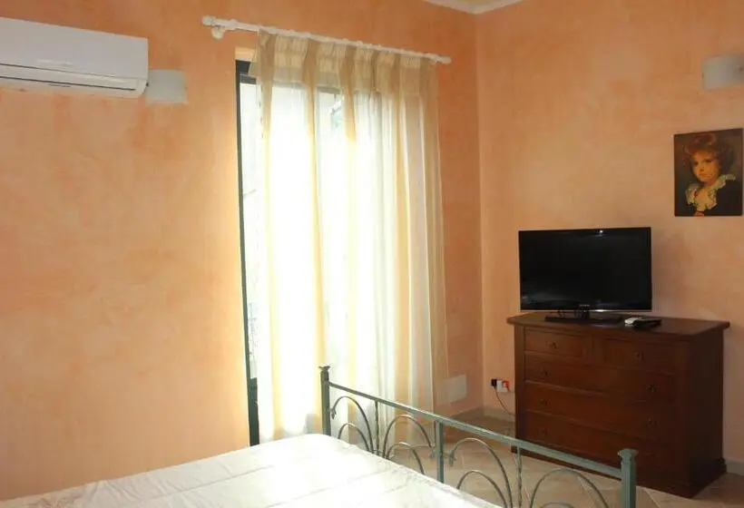 スタンダードルーム, Agorà Akrai B&b