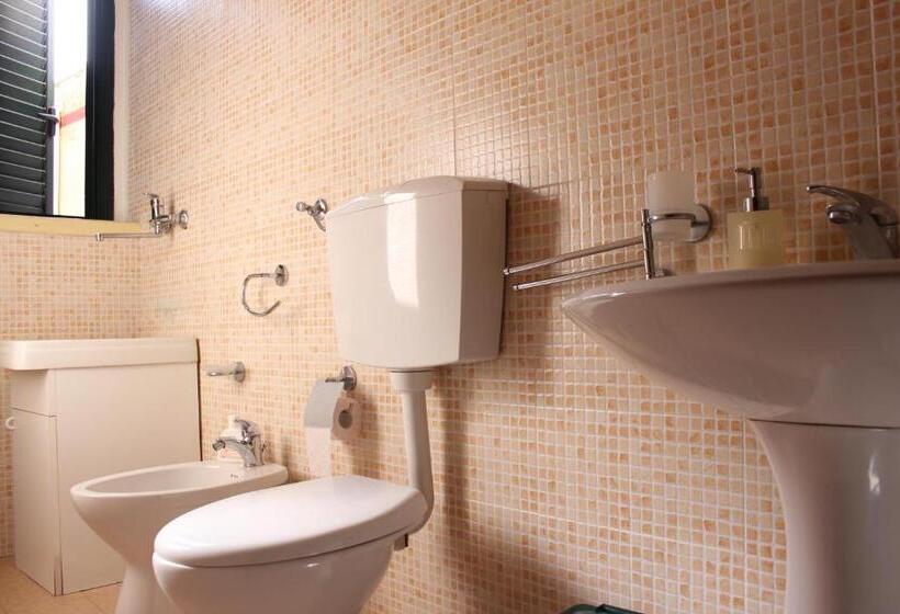 Номер Стандарт, Agorà Akrai B&b