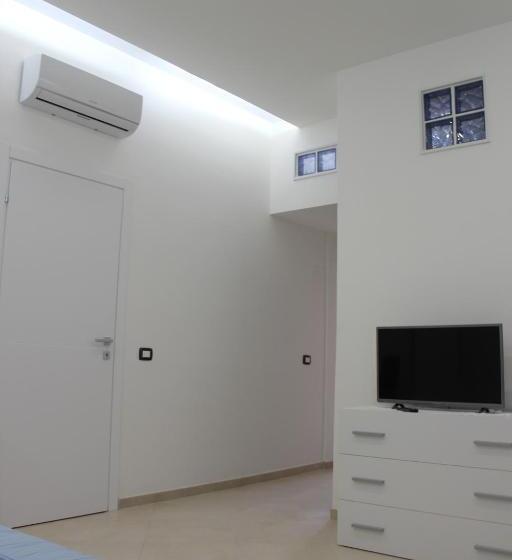 Четырехместный Номер Стандарт, Agorà Akrai B&b