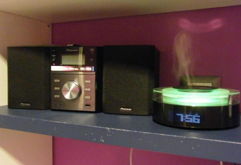 Habitació Estàndard, Alborada