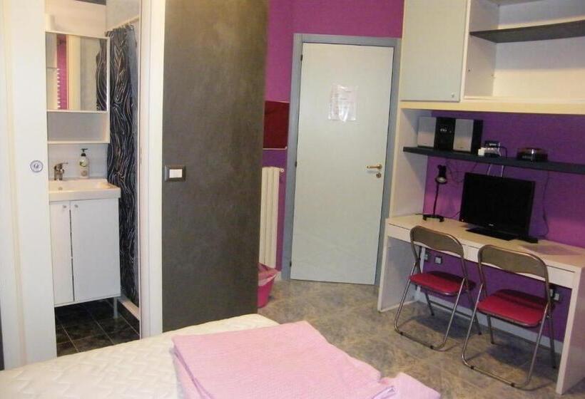 Habitació Estàndard, Alborada