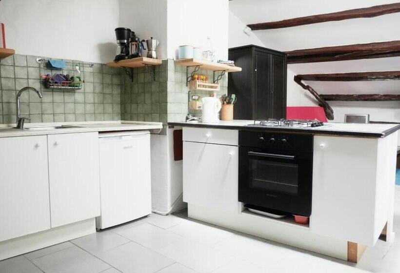 1 Bedroom Penthouse Apartment, Apartments Hemingway House