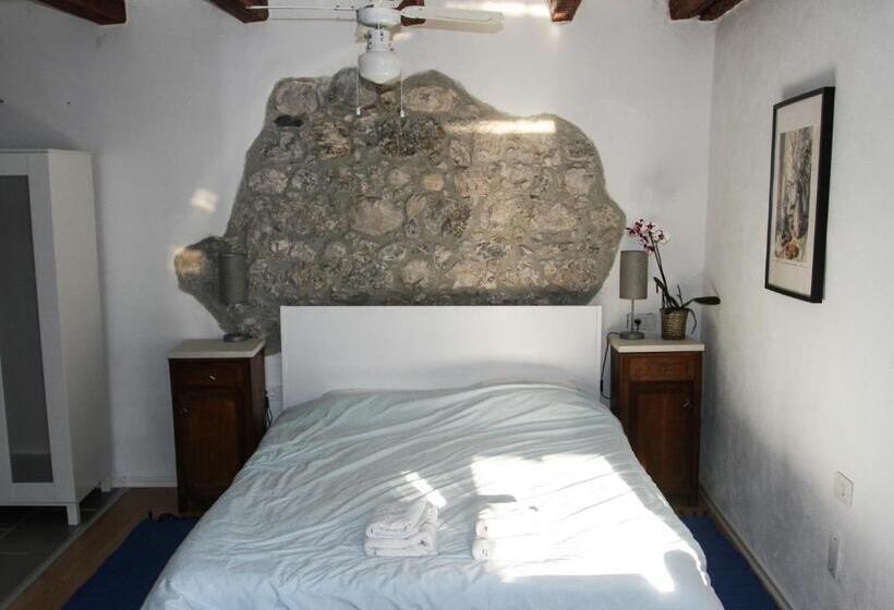 آپارتمان 1 خوابه با تراس, Apartments Hemingway House