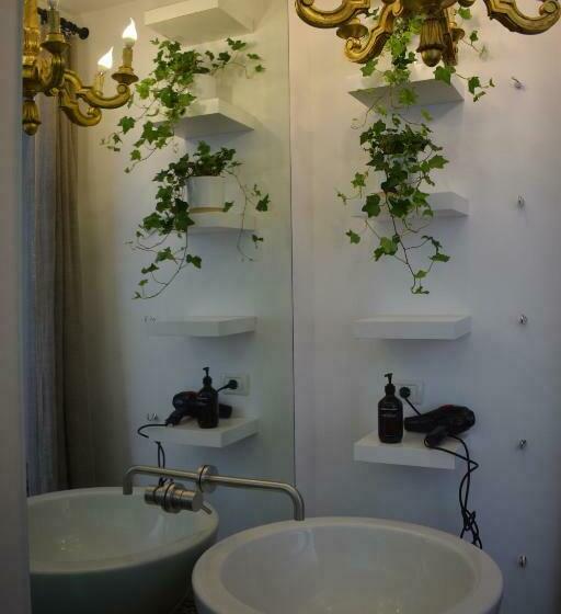 סוויטת דופלקס, House System