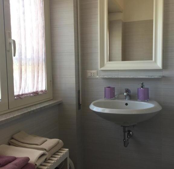 スタンダードルーム, La Cannella