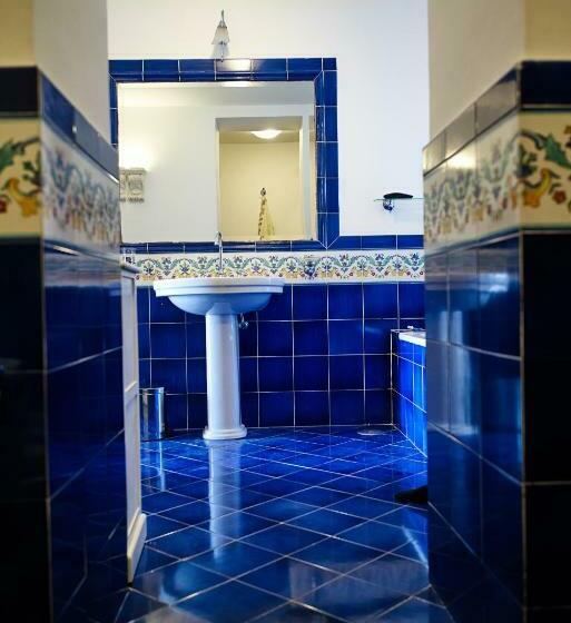 キングサイズベッドのスイートルーム, Villacore Capri