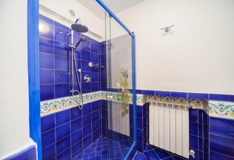 Люкс Кровать Кинг, Villacore Capri