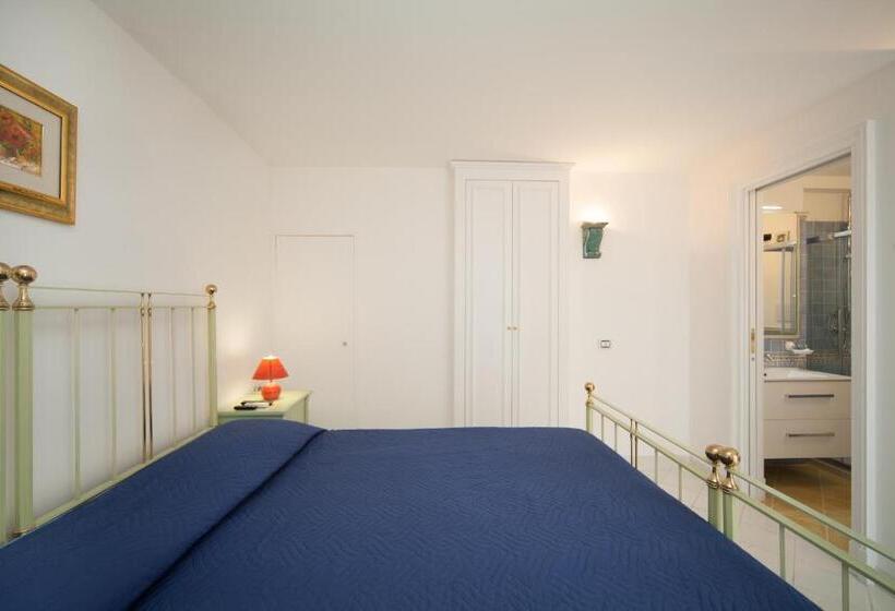 デラックスルーム, Villacore Capri