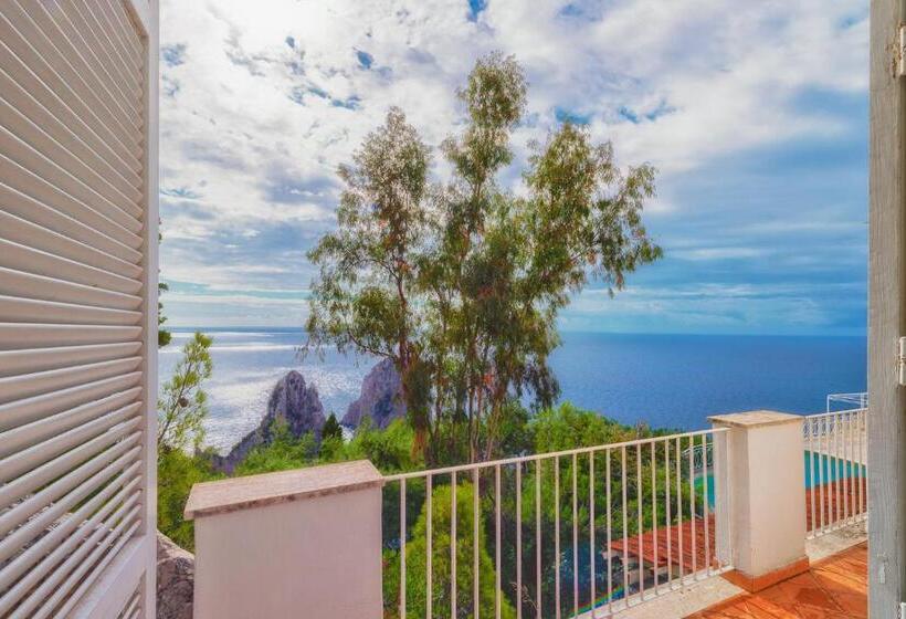 キングサイズベッドのスイートルーム, Villacore Capri