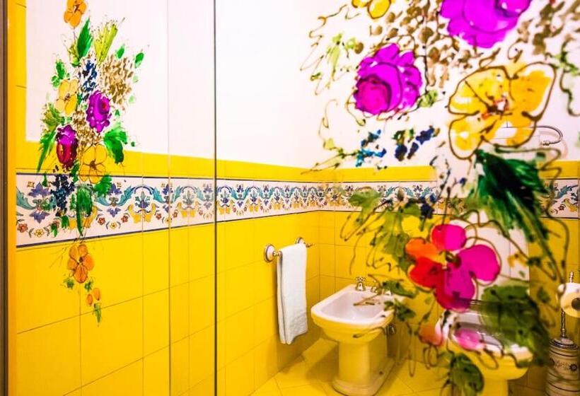 Standard room with outdoor bath, Villacore Capri