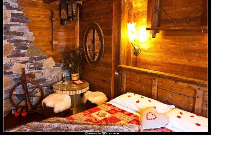 חדר לארבעה סטנדרטי עם מרפסת, Baita La Jolie Bergere