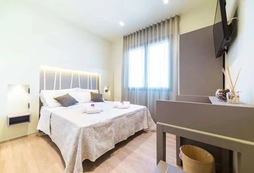 Standard-huone, Calaluna