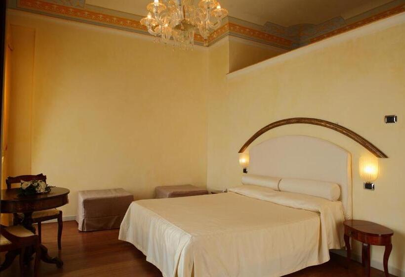 ジュニアスイート, Classique