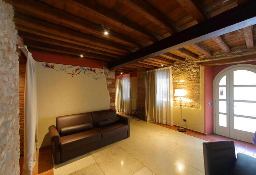 デラックスルーム, Classique