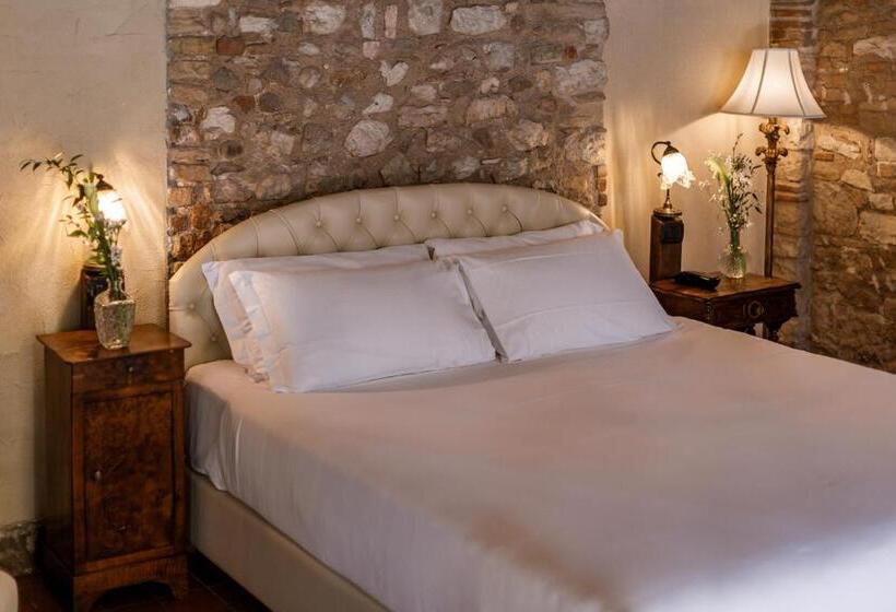 デラックスルーム, Classique