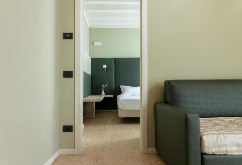 スーペリアールーム, Classique