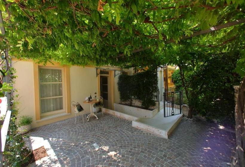 スーペリアールーム, Classique