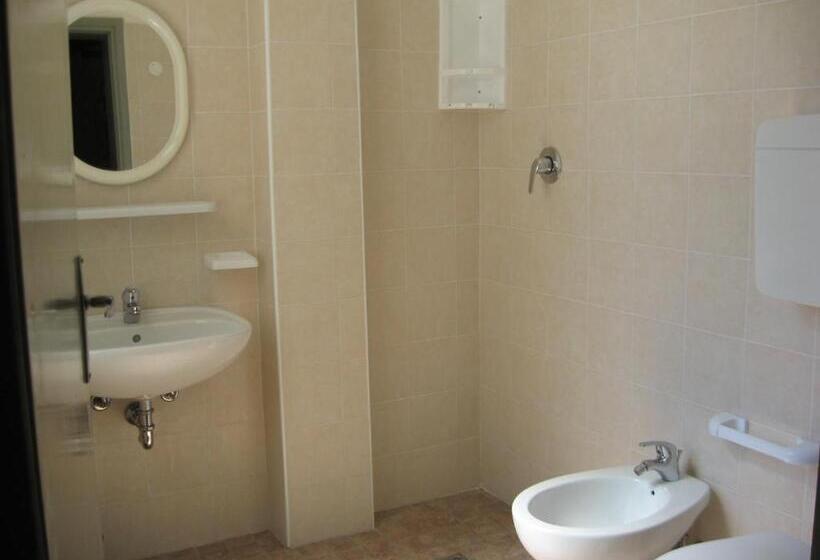 اتاق استاندارد, Eleonora