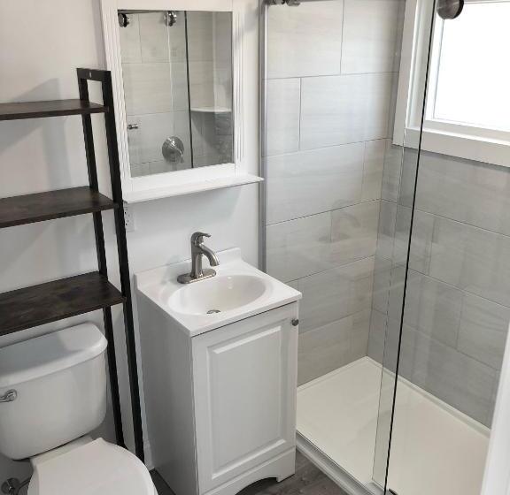 스탠다드 룸 킹사이즈 침대, Kingfisher Oceanside