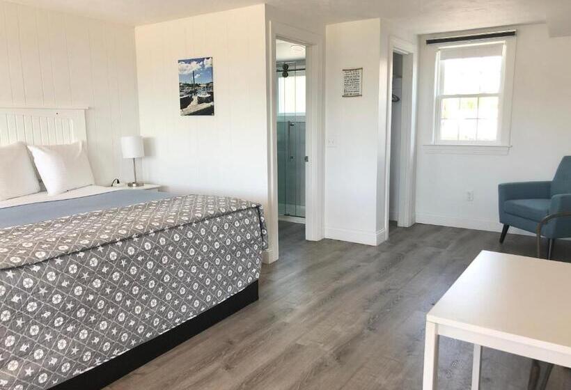 キングサイズベッドのスタンダードルーム, Kingfisher Oceanside