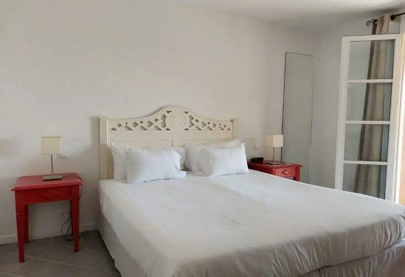 Standard-huone, Hôtel Les Bouis   Vue Mer