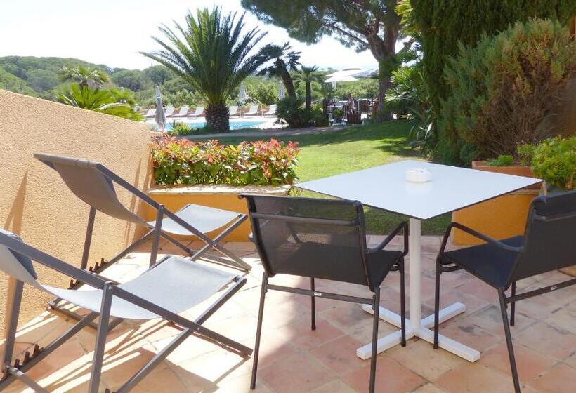 غرفة قياسية مطلّة علي البحر, Hôtel Les Bouis   Vue Mer