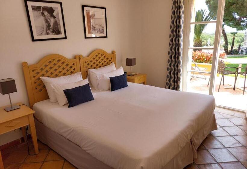 غرفة قياسية مطلّة علي البحر, Hôtel Les Bouis   Vue Mer