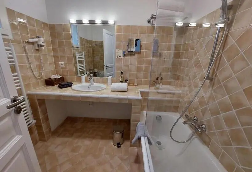 Standard-huone Puutarhanäkymä, Hôtel Les Bouis   Vue Mer