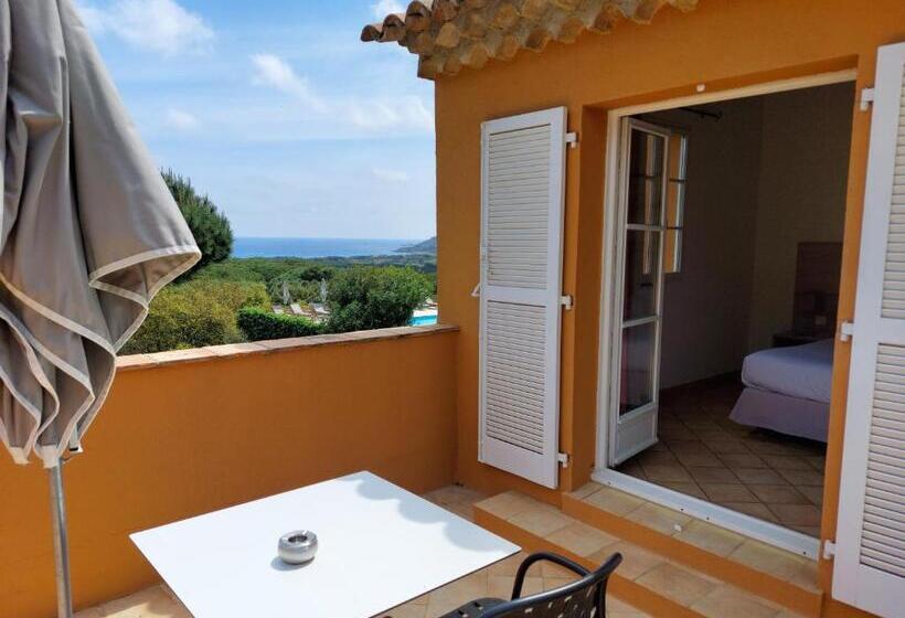 غرفة سوبيريور مطلّة علي البحر, Hôtel Les Bouis   Vue Mer