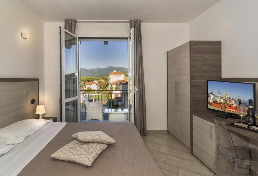 バルコニー付きスタンダードルーム, Lido Inn