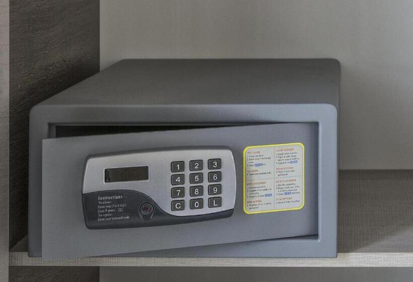 バルコニー付きスタンダードルーム, Lido Inn