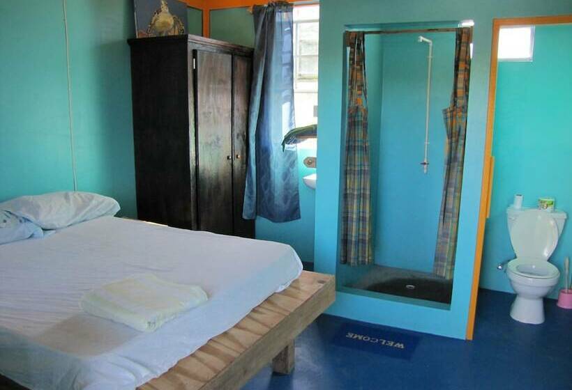 اتاق عادی, Stonedge Safari