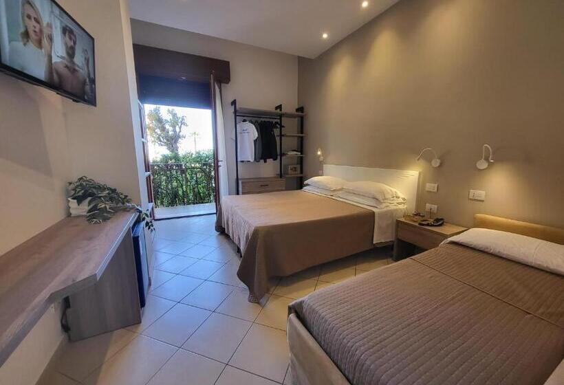 スタンダードトリプルルーム, Villa Fulgida