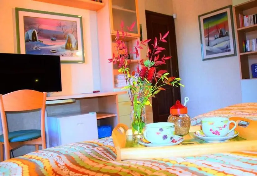 バルコニー付きスタンダードトリプルルーム, B&b Sedici Pini