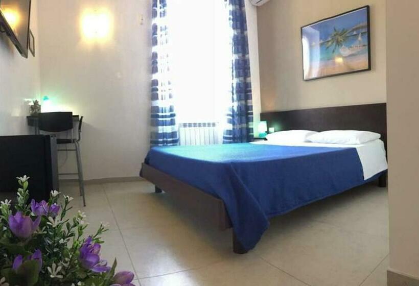 스탠다드 룸, Campi Elisi