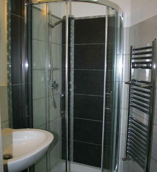 스탠다드 룸, Campi Elisi