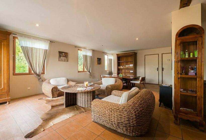 스탠다드 룸, Hébergements Insolites Domaine Arvor Spa