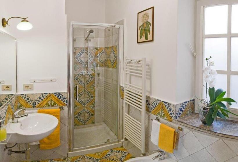 חדר סטנדרט, Il Glicine Sul Golfo