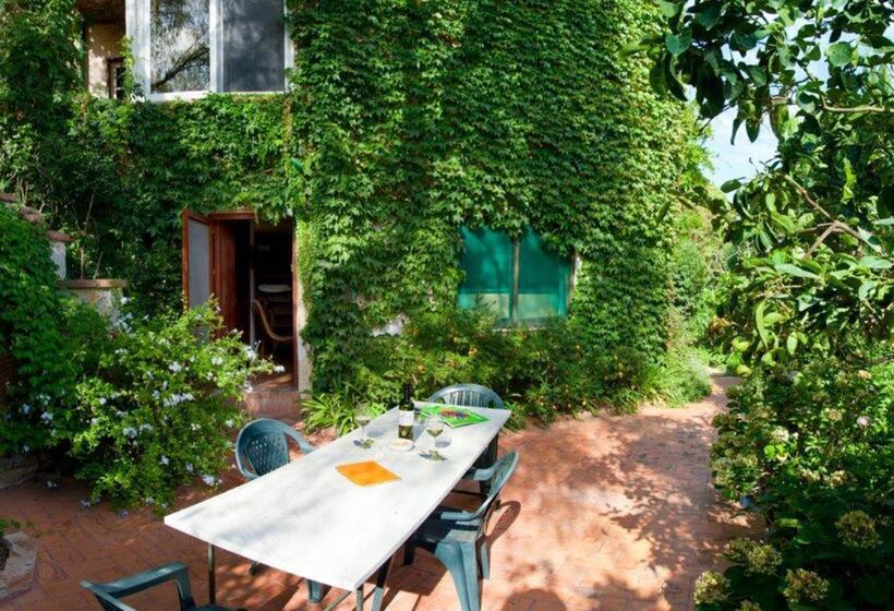 סטודיו סטנדרטי נוף לגינה, Il Glicine Sul Golfo