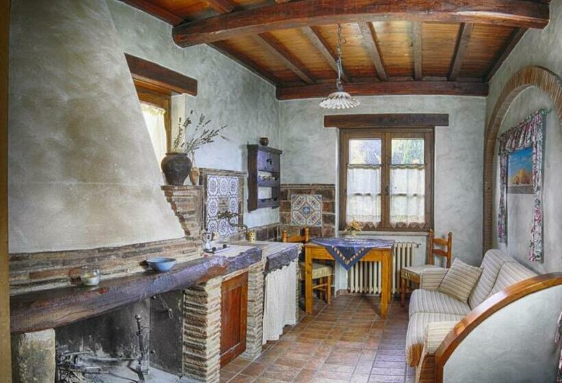 Номер Стандарт, La Vecchia Quercia