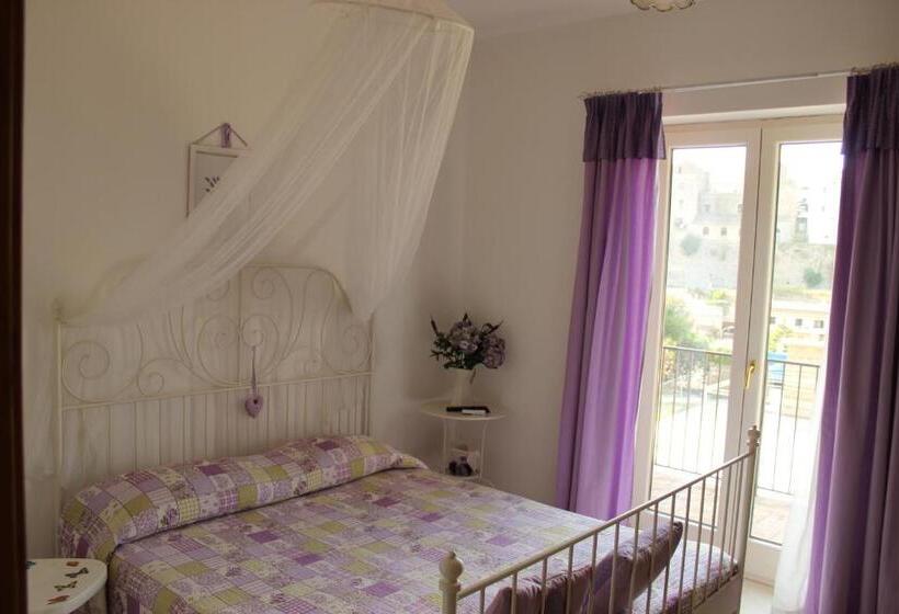 غرفة قياسية, Le Rocce