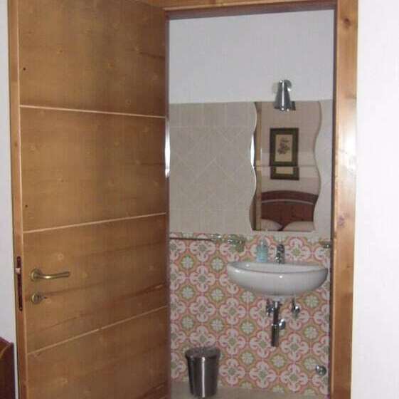 غرفة قياسية, Le Rocce