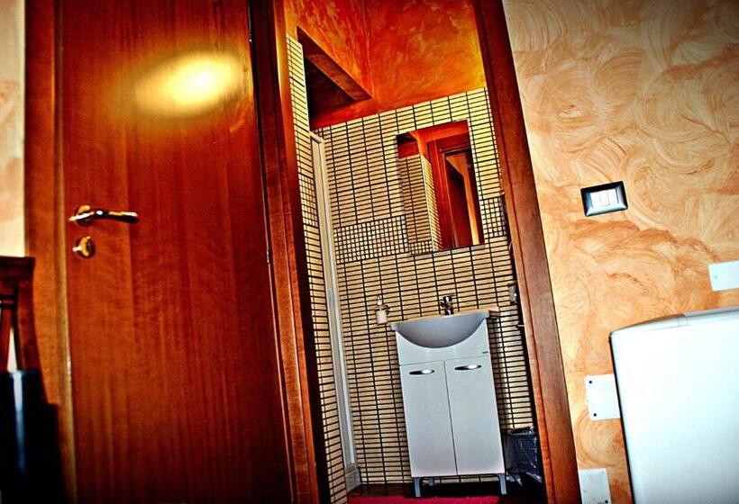 バルコニー付きスタンダードルーム, Monserrat