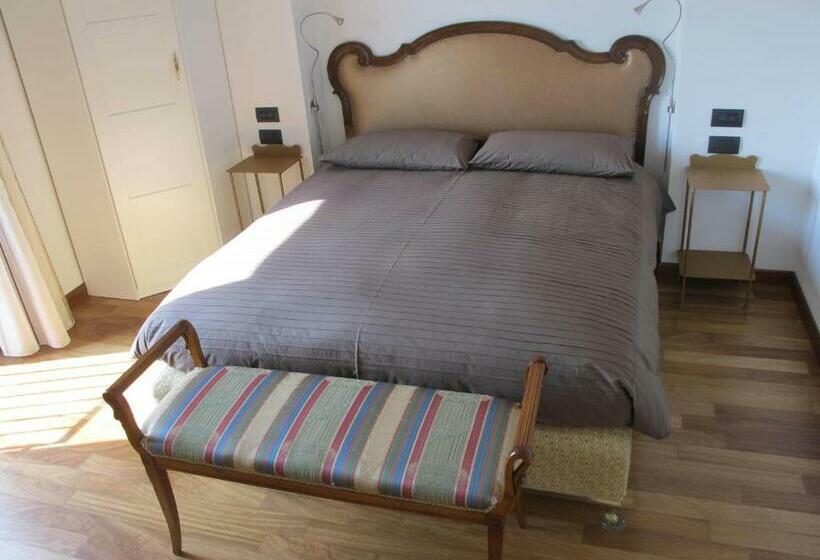 غرفة قياسية مطلة على الجبل, Villa Emilia