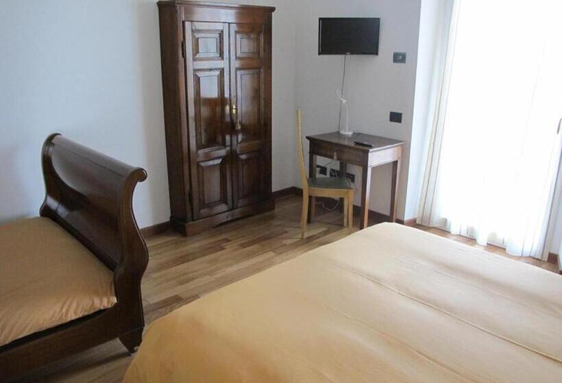 Номер Стандарт, Villa Emilia