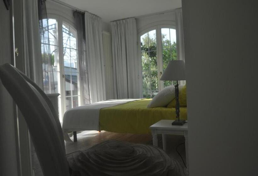 חדר בסיסי, Caterina.c B&b